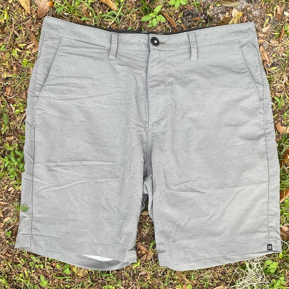 Billabong Adventure Division Flat Front Shorts 36 Gray